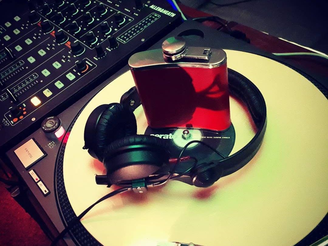 AFTERPARTY NACH DEN VÄTERN: DJ DAROOT