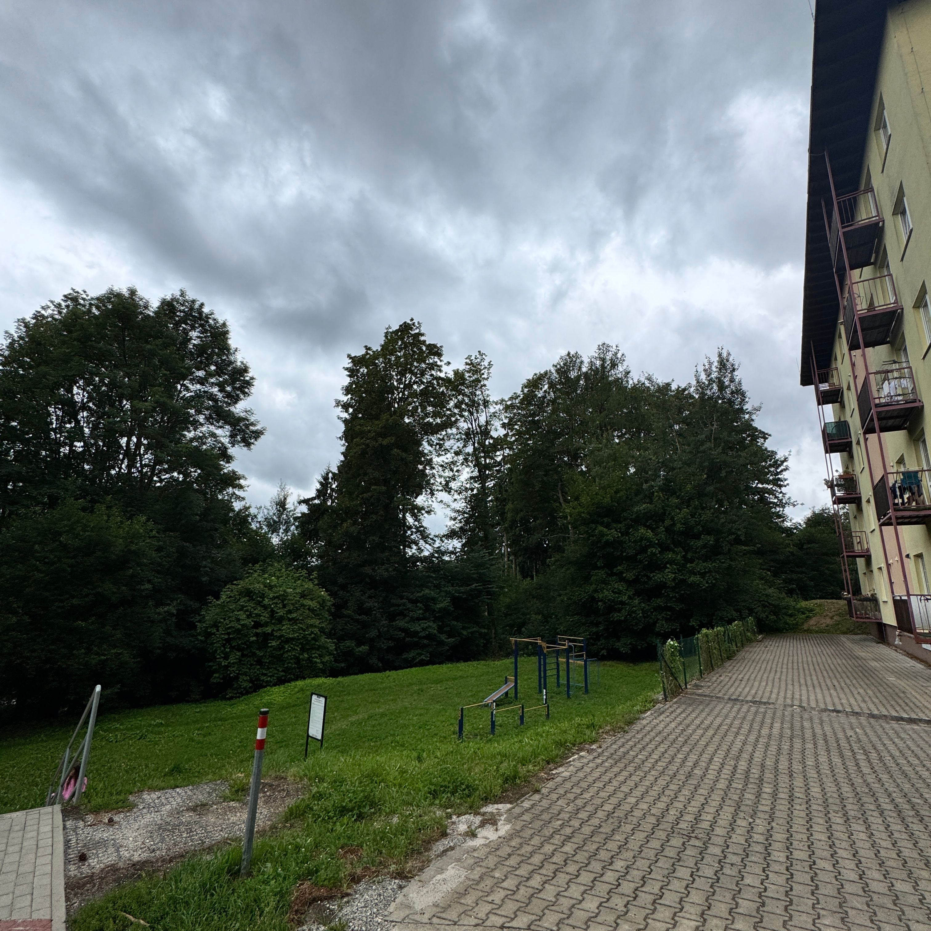 Workoutové hřiště - Jablonec n/N, Na Roli