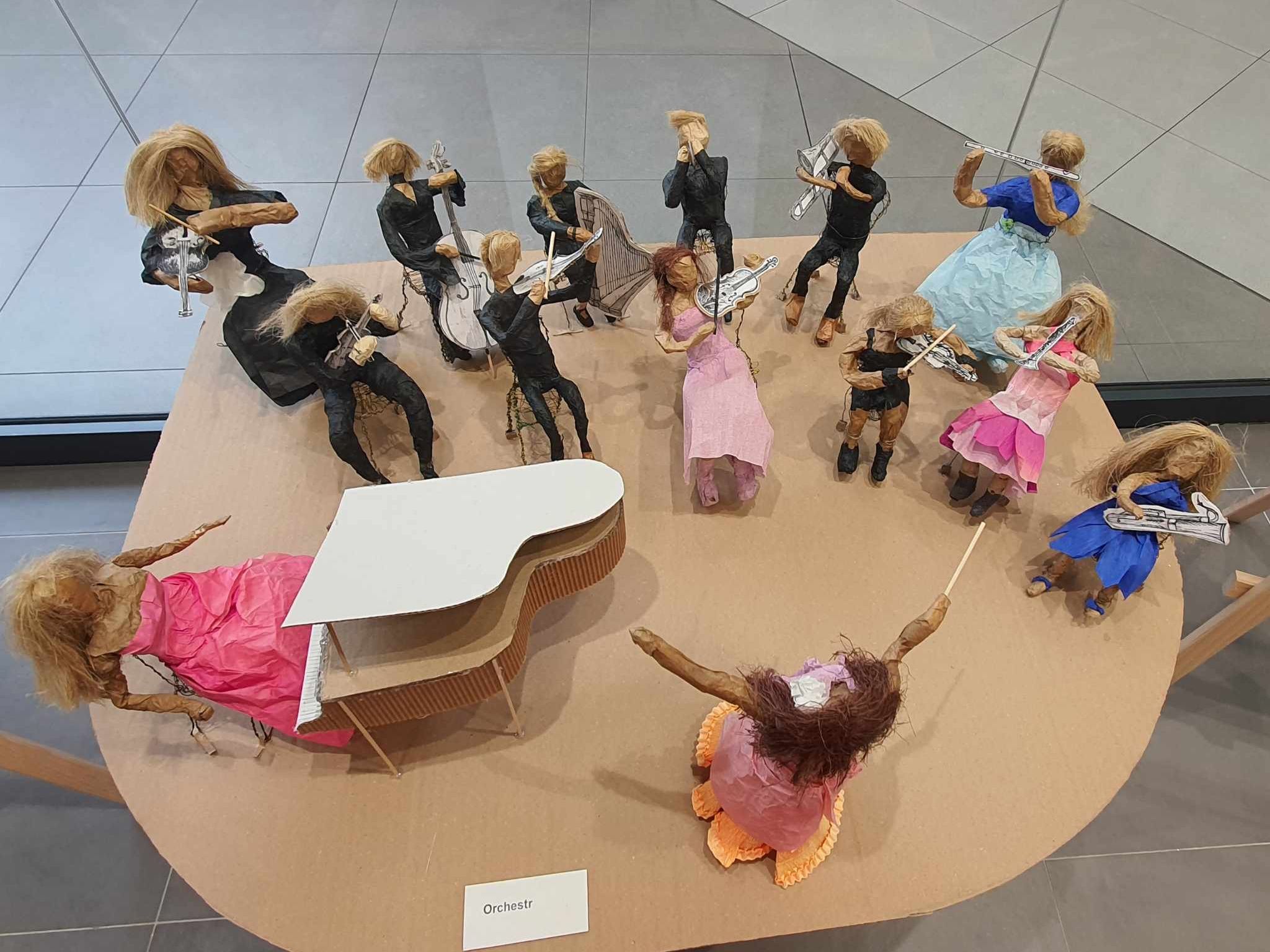 Open gallery