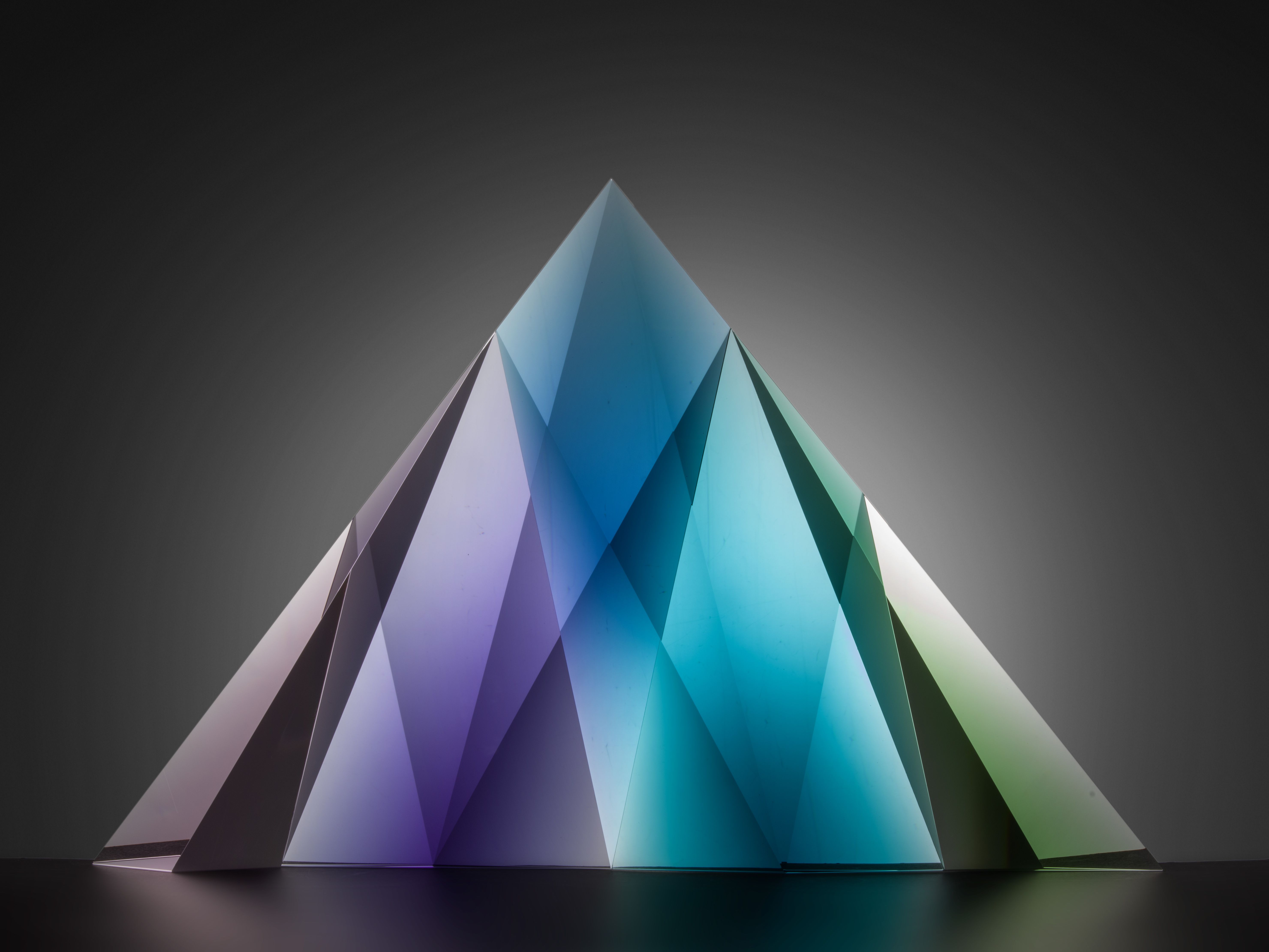 One/Spirit - exhibition by the IRDS glass studio.