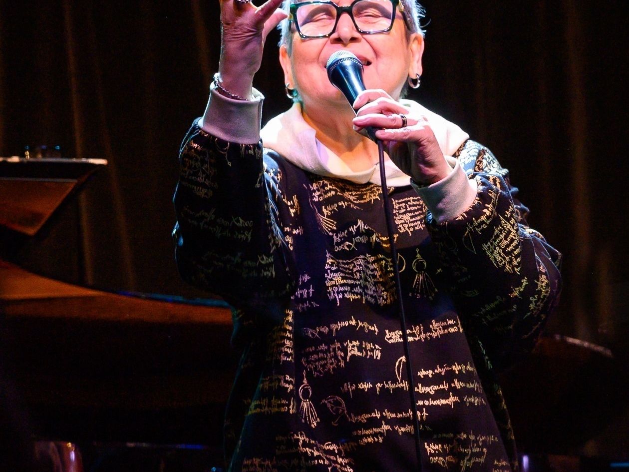 ZLATKA BARTOŠKOVÁ – SO SINGE ICH HIER