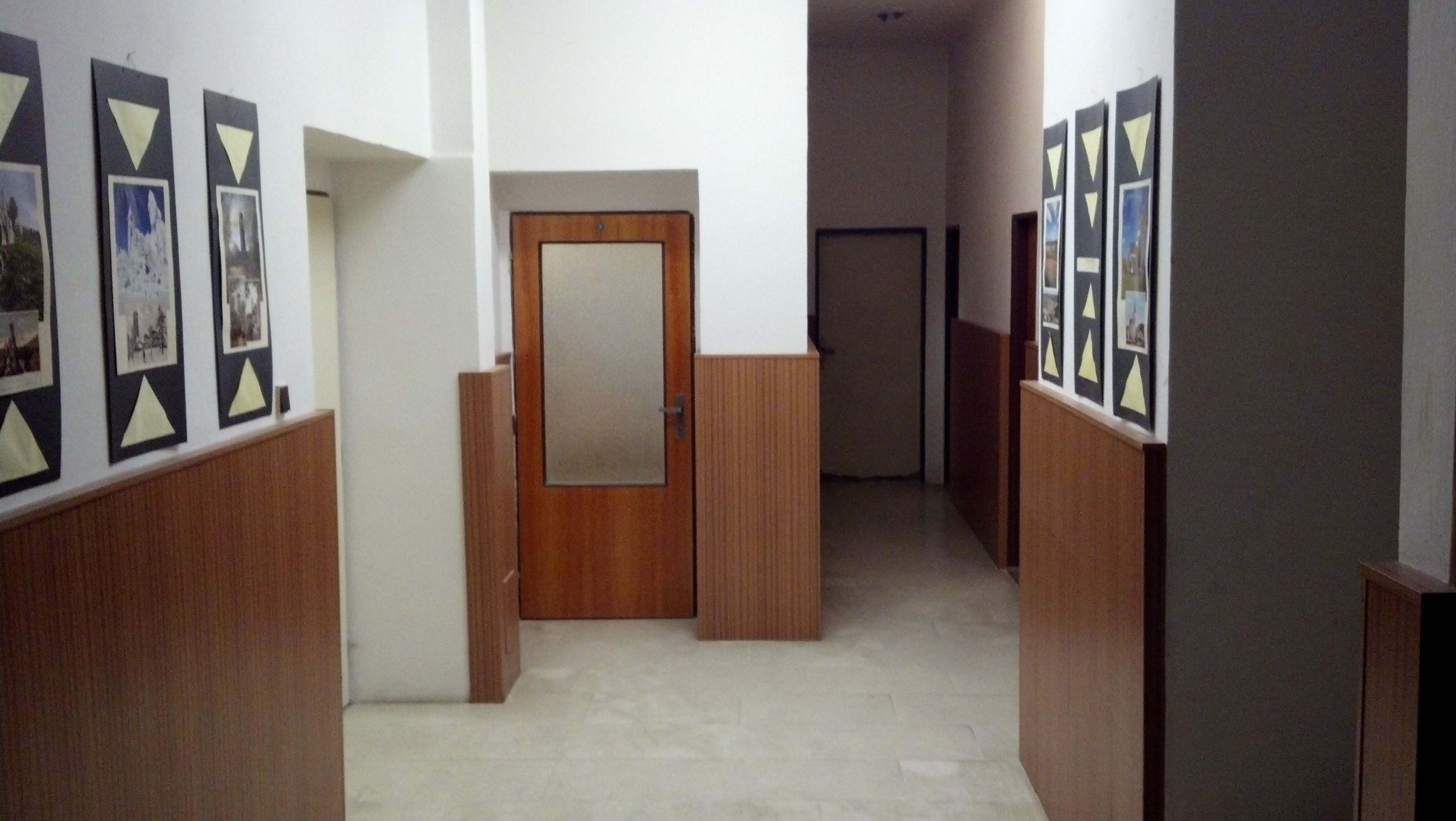 Open gallery