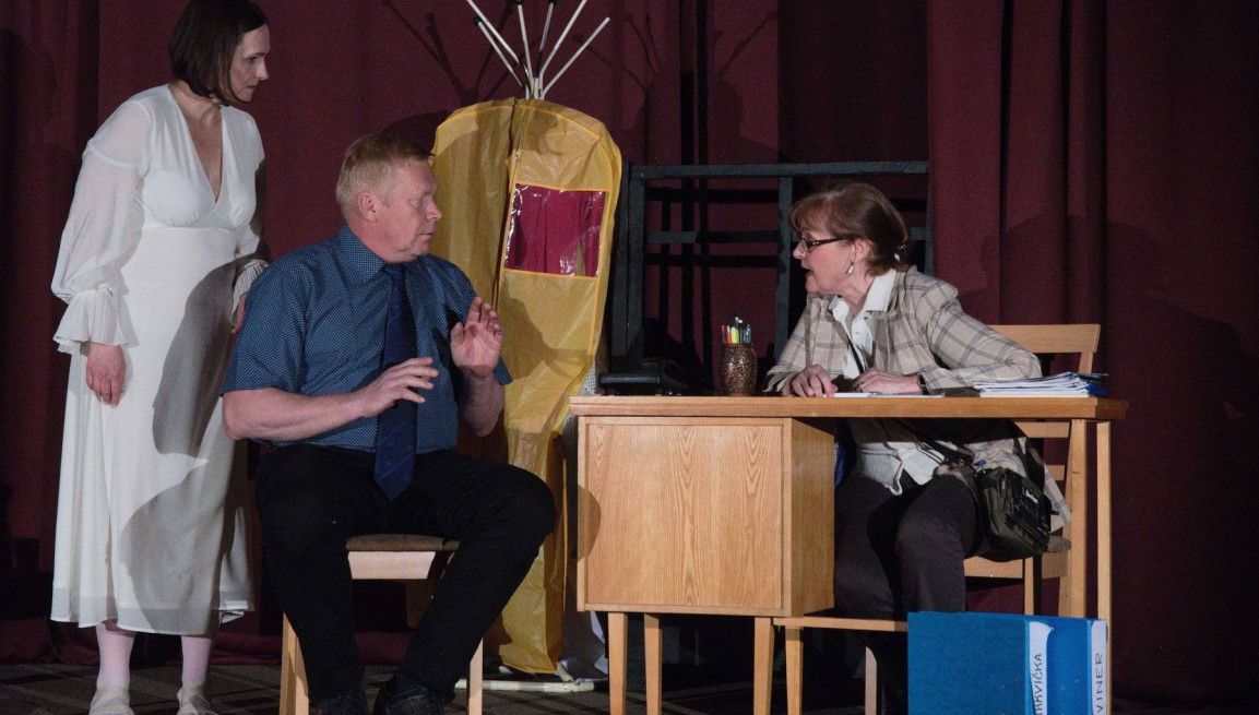 PÁR DNÍ NA ZKOUŠKU