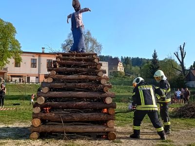 Witches with Firefighters Kokonín – Sokolovna complex in Kokonín – Playground