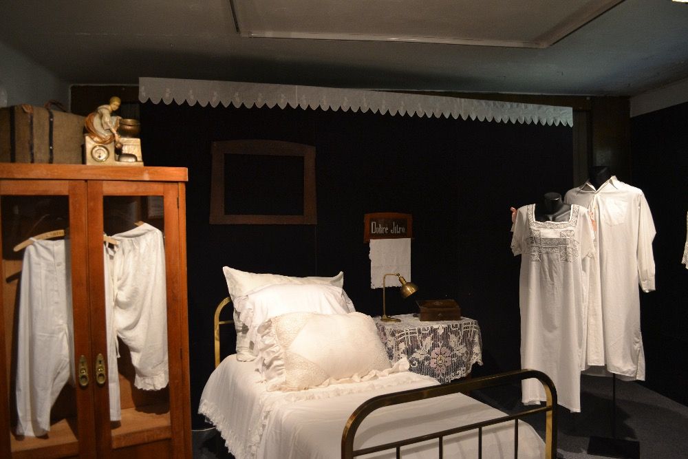 Vernisáž: Šťastný život v secesi