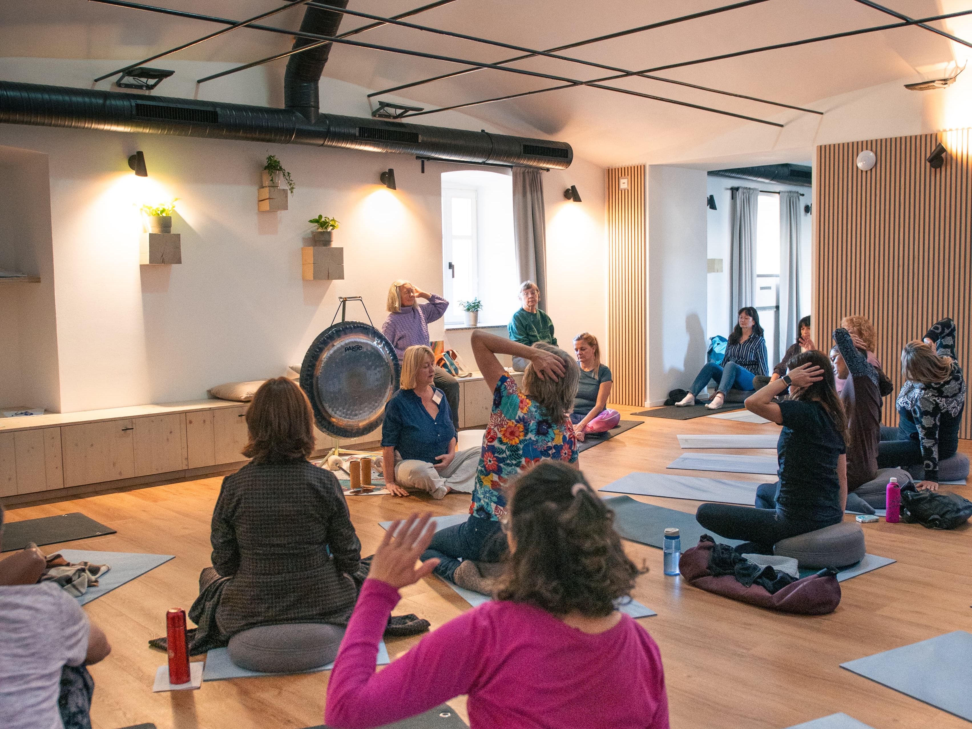 KUM NYE - dotek, který probouzí tělo i duši