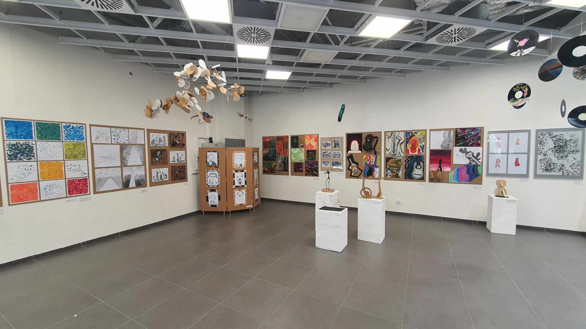 Open gallery