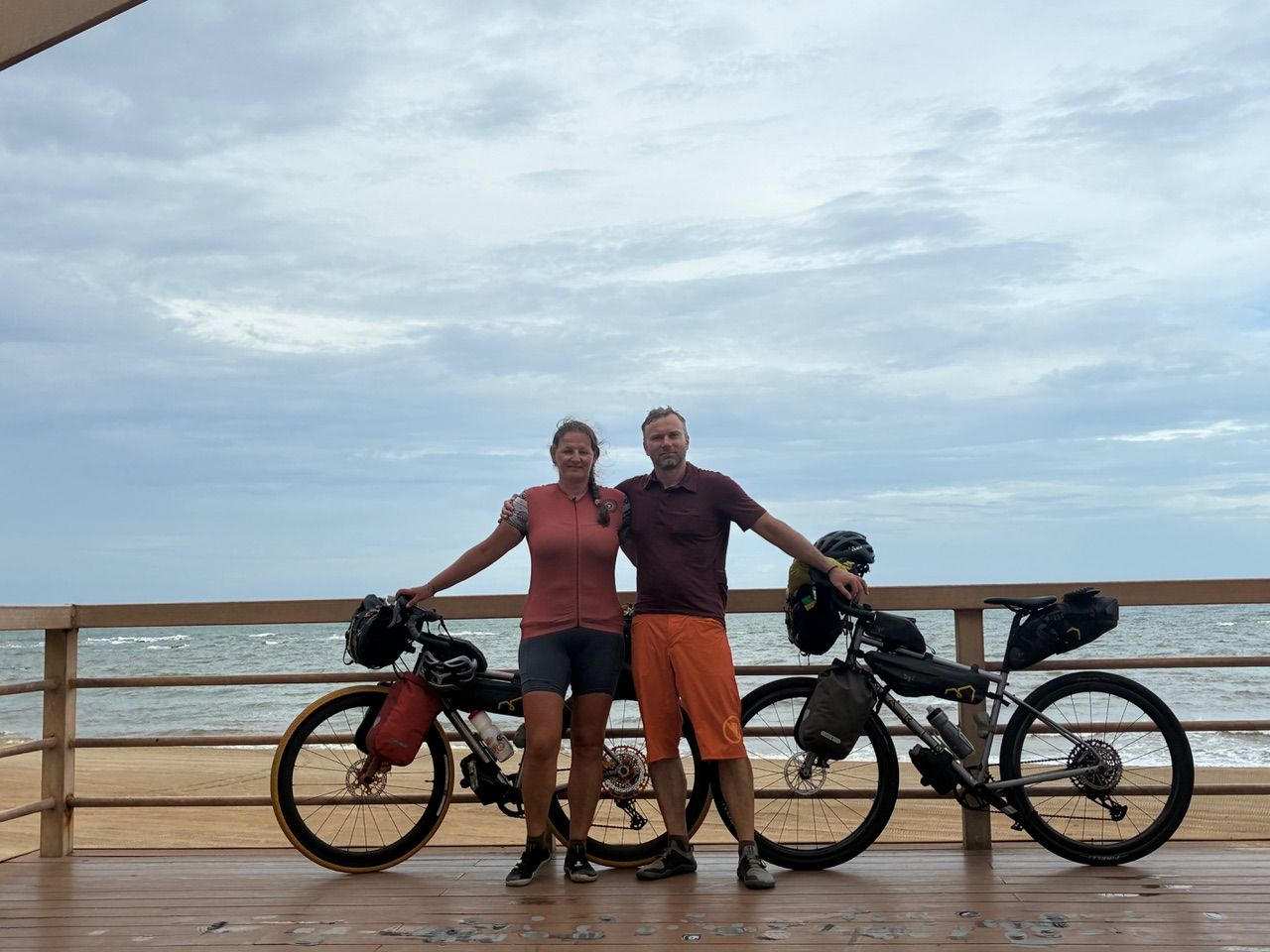 NA ROWERZE WOKÓŁ CHIŃSKIEJ WYSPY HAINAN W POŁUDNIOWYCH CHINACH