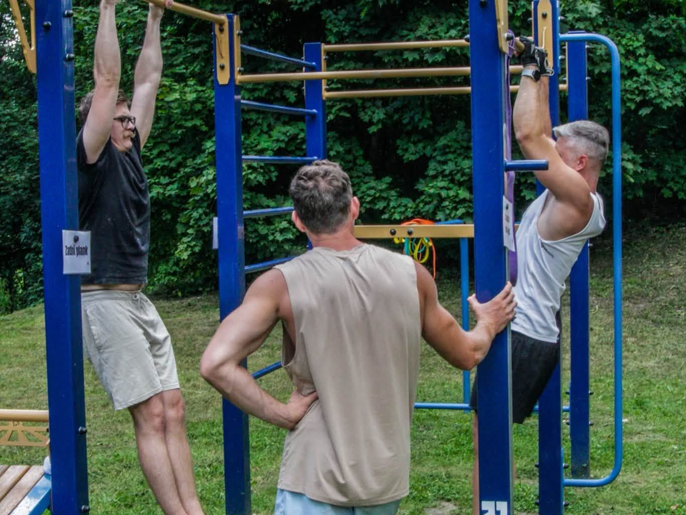 Zajęcia grupowe z kalisteniki – Na Roli