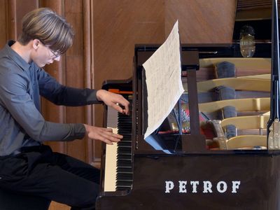 GRADUATION CONCERT – Concert hall of the Jablonec Elementary Art School