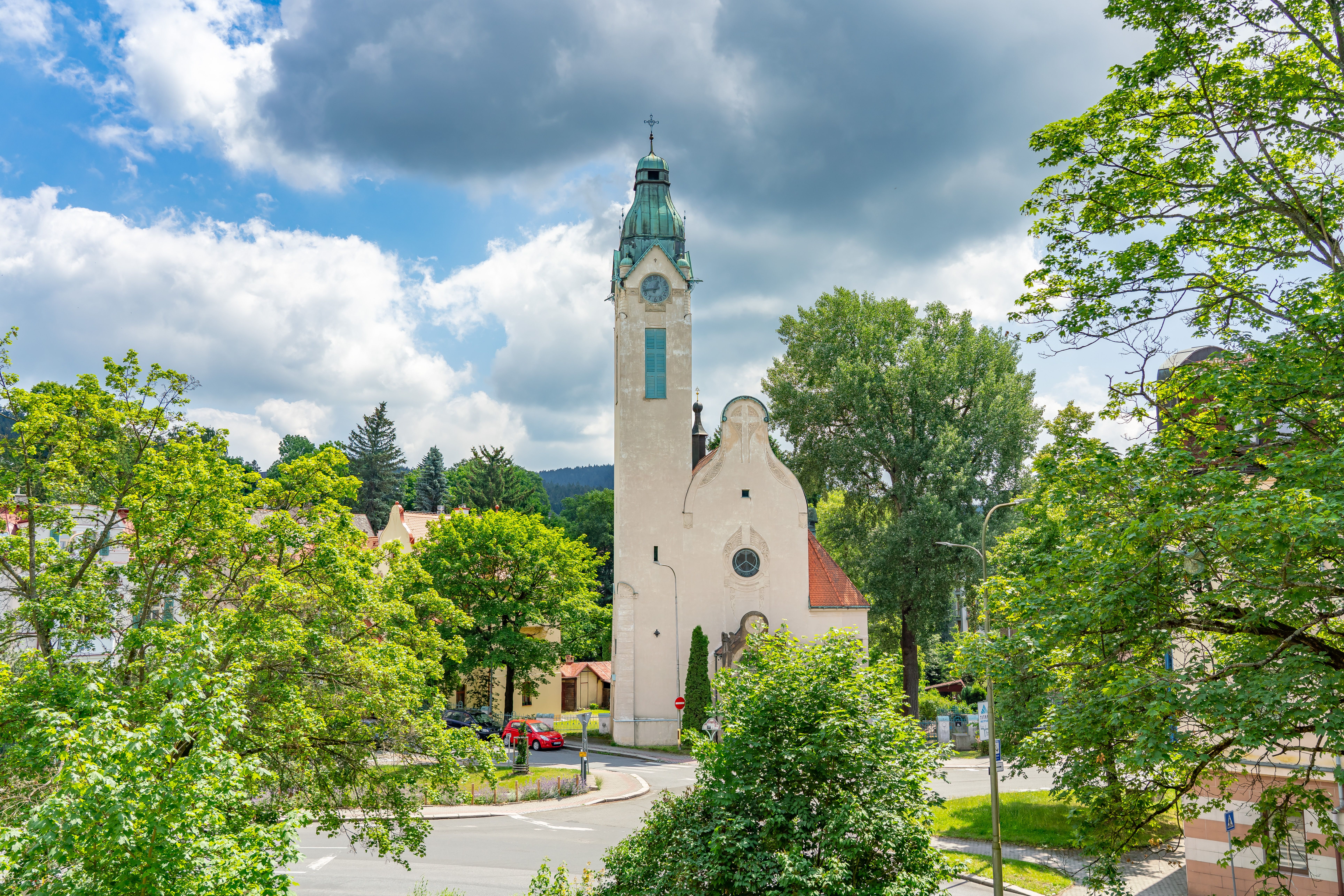 Zasche-Link I – Kirche der Kreuzerhöhung