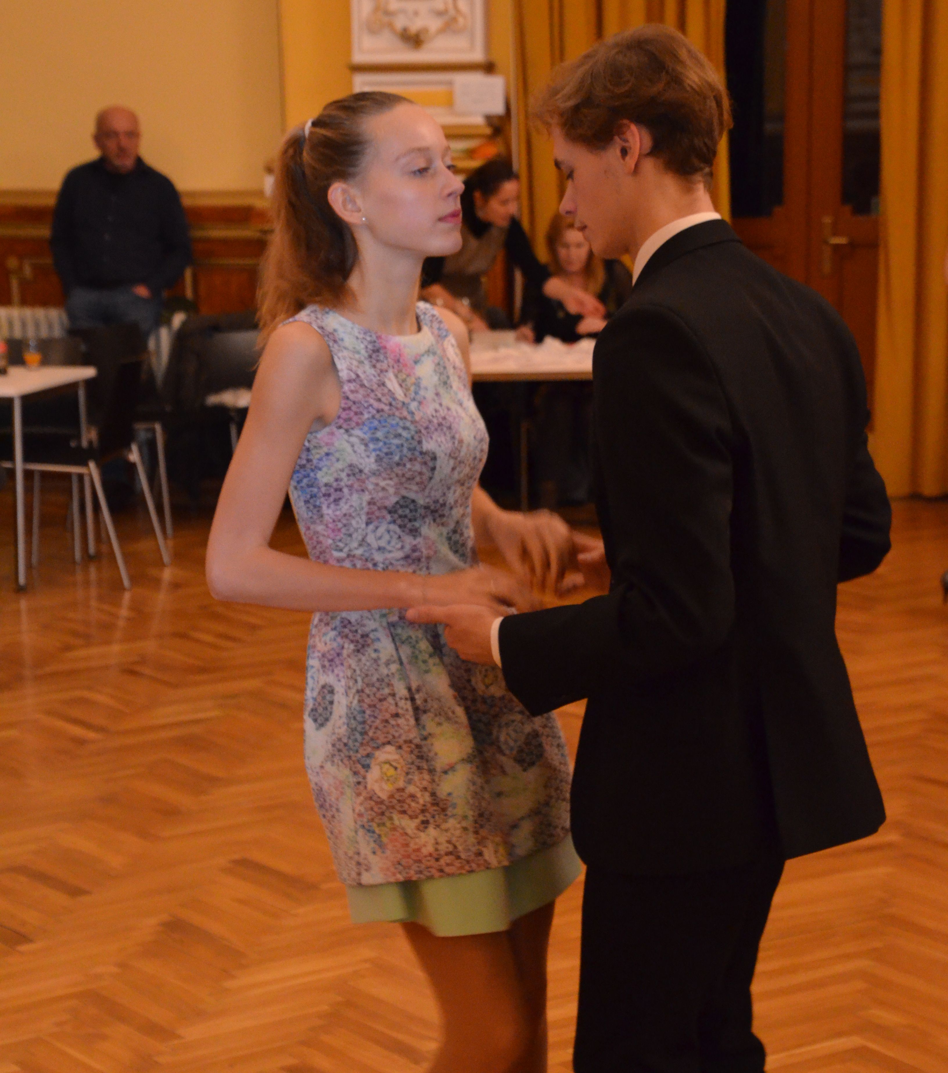 After taneční pro mládež