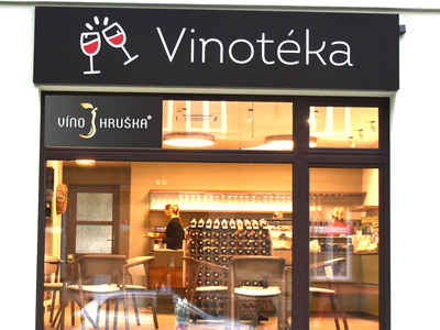 VÍNO HRUŠKA - WINE SHOP - WINE BAR
