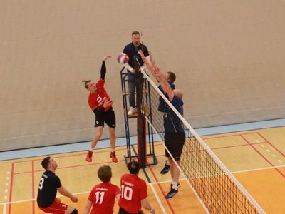 volejbalový zápas U22M TJ Bižuterie - Meteor Praha – Městská hala