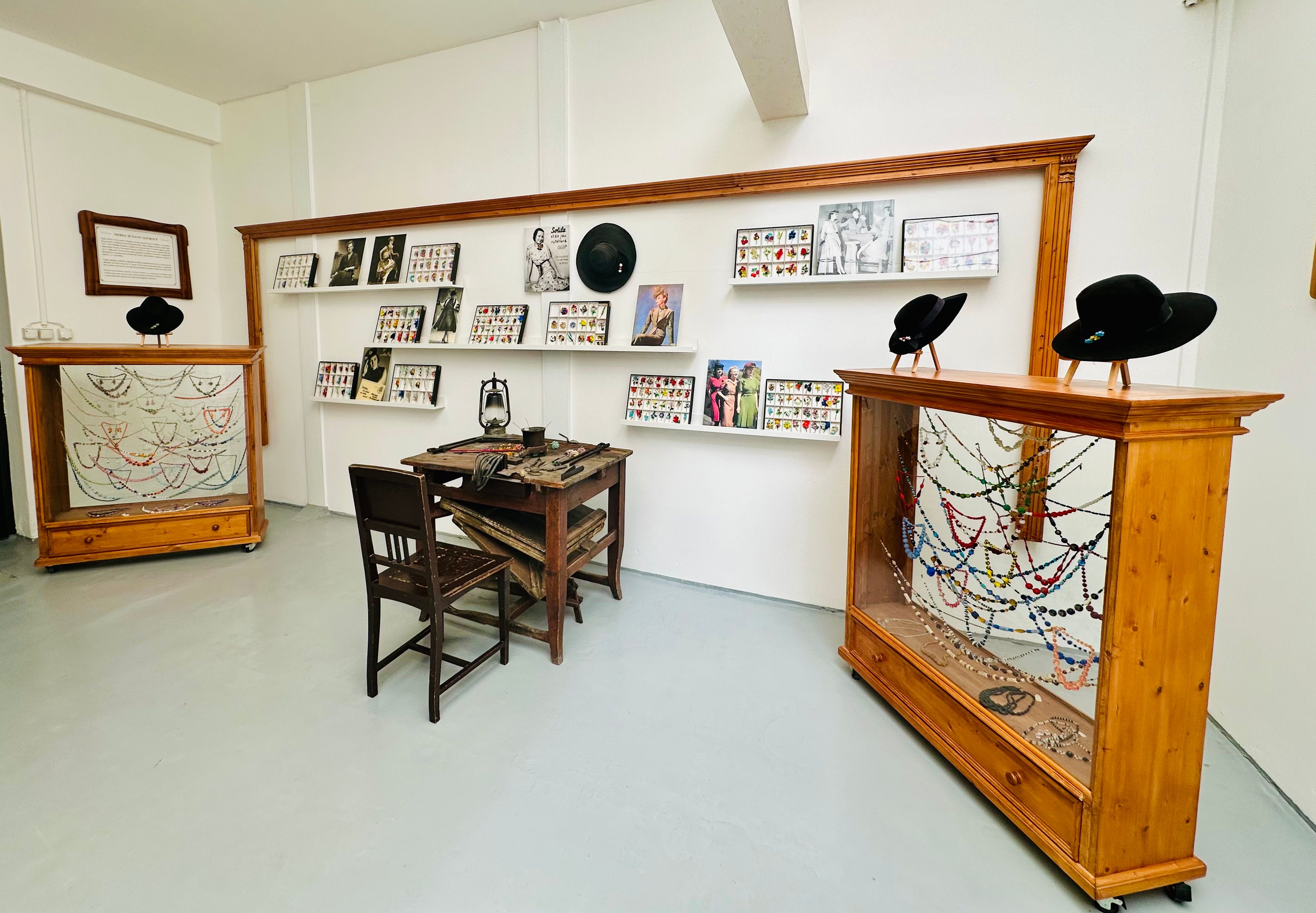 Open gallery