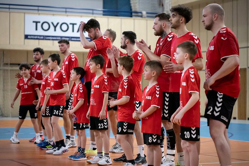 zápasy v házené TJ El. Praga - dorost a muži