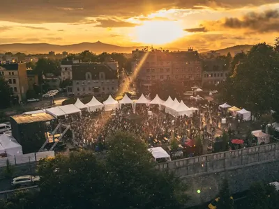 Jablonec Pearl 2026 – Upper Square