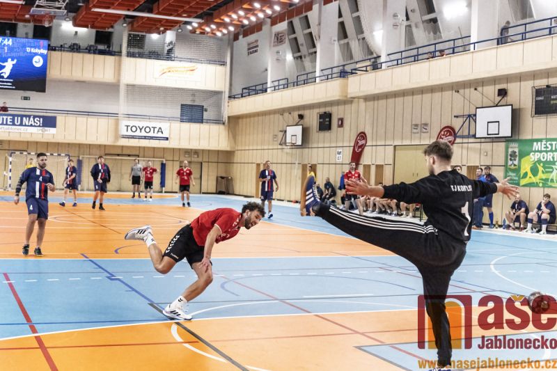 Handball match: TJ El. Praga men v Běla p/B