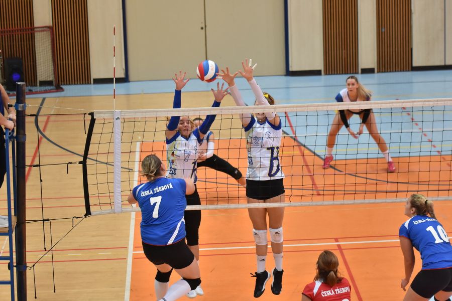 volejbalové zápasy LIB-Z1 TJ Bižuterie - Nový Bor