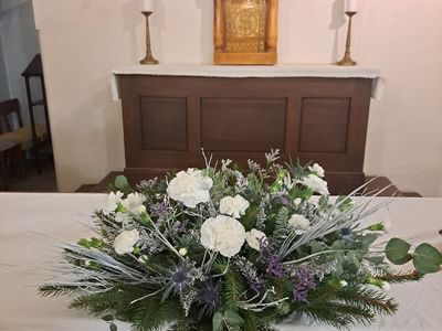 Rozsvícení vánočního stromu s OV Novoveská – Kostel Povýšení sv. Kříže
